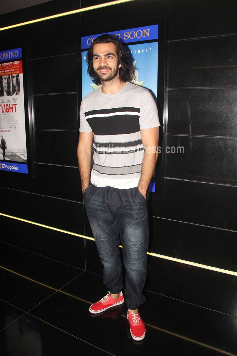 tere Bin Laden Dead or Alive, tere Bin Laden Dead or Alive photos, tere Bin Laden Dead or Alive cast, Sikander Kher, Manish Paul, Anil Kapoor, Subhash Ghai, Karan V Grover, Karishma Tanna, Upen Patel, Ganesh Hegde, Hard Kaur, Lauren Gottlieb
