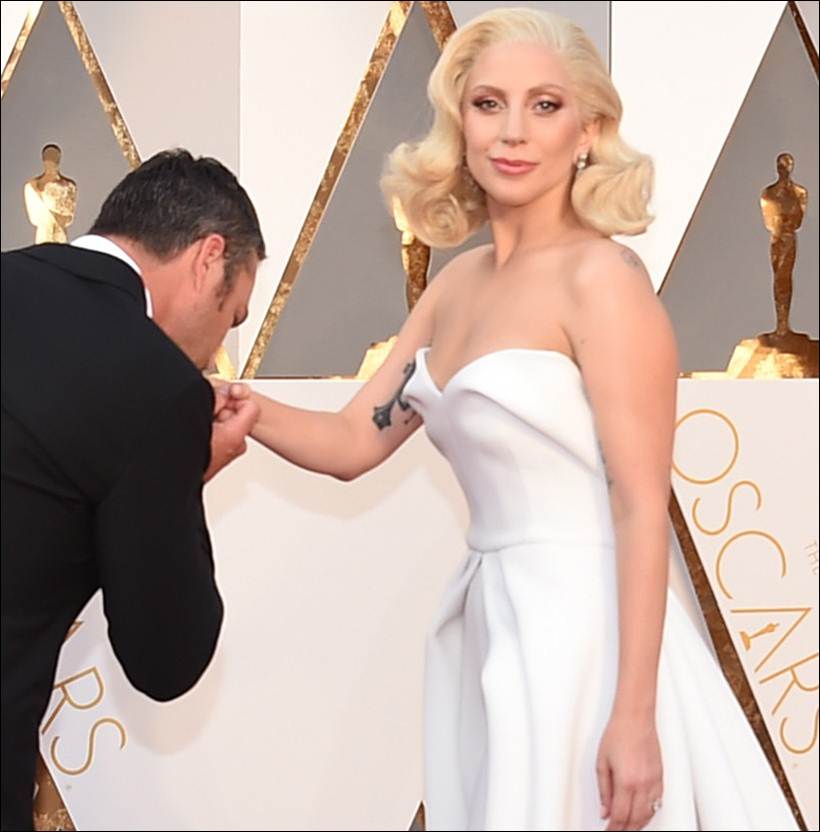 oscars, lady gaga, oscar awards lady gaga, lady gaga jewelley