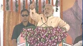 PM modi in bareilly, Modi rally in Bareilly, Modi addresses farmers rally, farmer rally in Bareilly, narendra modi addresses, modi urges states to implement schemes, farmer schemes. scheme for farmers, increase in farmers income, modi speaks to farmers, Modi rally, BJP rally, farmer rally, india news, latest news, narendra modi news, modi news, where is modi, BJP news