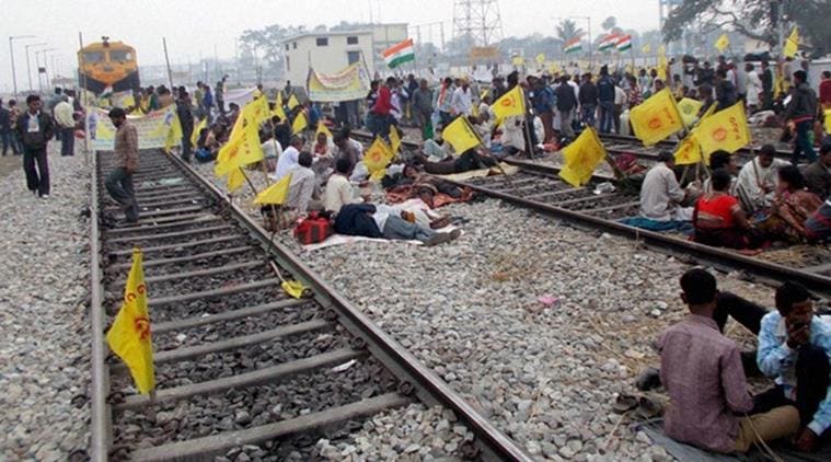 mumbai, mumbai rail roko services, mumbai rail roko, mumbai railways, mumbai railways delay, indian express news, mumbai news