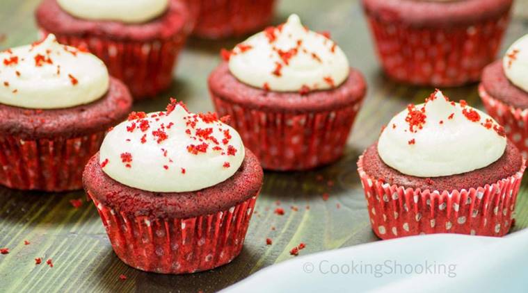 Red Velvet Cupcakes_759_Cooking Shooking