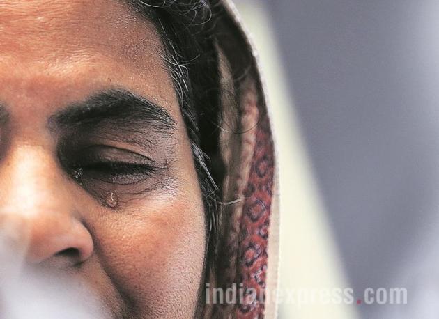 Rohith Vemula, Rohith Vemula suicide, Jantar Mantar, Rahul Gandhi, Arvind Kejriwal, Protest over Rohith Vemula Suicide, Students Protest Over Rohith Vemula Suicide, Jantar Mantar Pics, Jantar Mantar Protest Photo, Rohith Vemula Mother, Medha Patkar, Smriti Irani