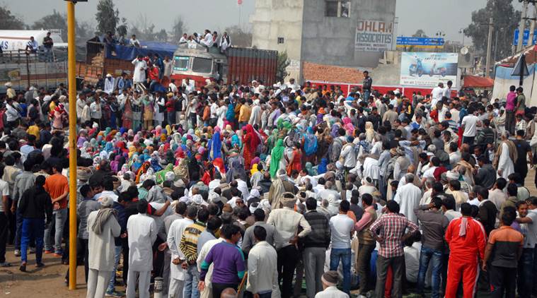 Rohtak, India, February 20: Jaats blocked Jhajjar-Rohtak road at Saapla, in Rohtak, India, on Saturday, February 20, 2016. Photo by Manoj Kumar
