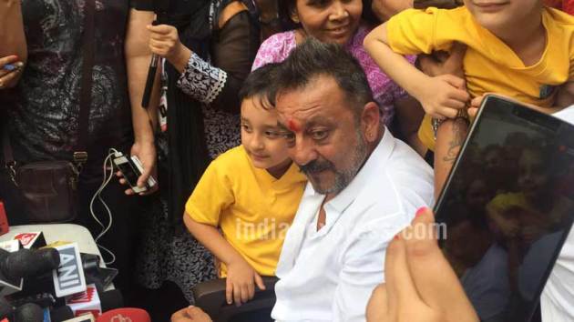 Sanjay Dutt, Sanjay Dutt photos, Sanjay Dutt release, Sanjay Dutt release photos, Sanjay Dutt kids, Sanjay Dutt kids photos, Sanjay Dutt family, Sanjay Dutt terrorist, Sanjay Dutt photos, Sanjay Dutt Iqra, Shahraan, Sanjay Dutt Shahraan, Iqra , Shahraan, Maanyata, Sanjay Dutt Maanyata Photos