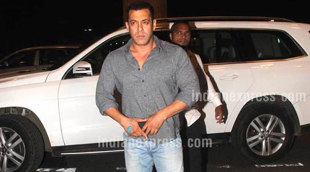 indian express power list, IE power list, list of top people, IE powerful people, sri sri ravi shankar, salman khan, SRK, sania mirza, saina nehwal, ms dhoni, shah rukh khan, who all are there on the power list, celebrities on power list, indian express