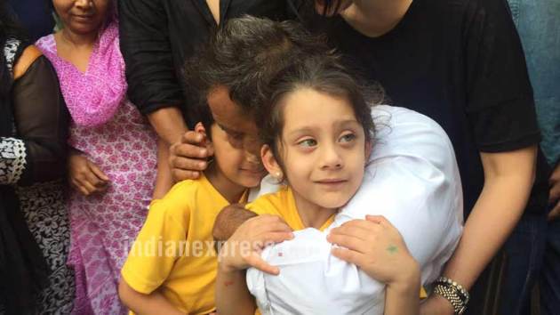 Sanjay Dutt, Sanjay Dutt photos, Sanjay Dutt release, Sanjay Dutt release photos, Sanjay Dutt kids, Sanjay Dutt kids photos, Sanjay Dutt family, Sanjay Dutt terrorist, Sanjay Dutt photos, Sanjay Dutt Iqra, Shahraan, Sanjay Dutt Shahraan, Iqra , Shahraan, Maanyata, Sanjay Dutt Maanyata Photos