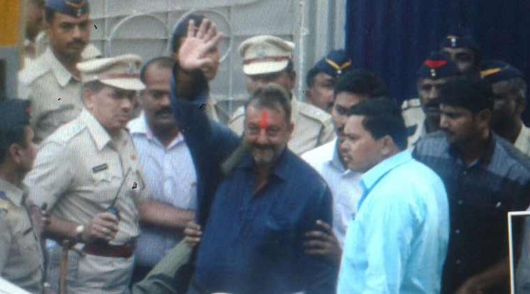 Sanjay dutt, Sanjay Dutt Yerwada Jail, Sanjay Dutt jail, Sanjay dutt prison uniform
