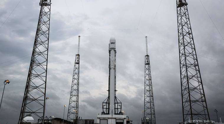 SpaceX has delayed the launch of its Falcon 9 rocket due to technical issues (Source: SpaceX/Facebook)