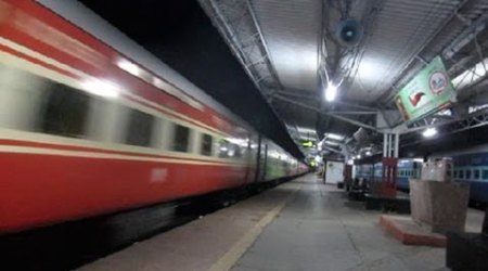 fast train, indian railways, superfast trains, suresh prabhu. russian railways, train reforms, train accident, indian trains