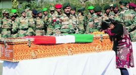 tushar mahajan, martyred army jawan, uddhampur station, pampore, pampore encounter, pampore attack, pampore terrorost attack, army jawan killed in pampore, terrorist attack in pampore, bid adieu to army, farewell to jawan