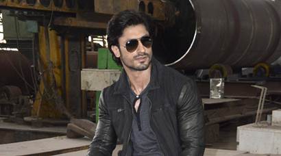 vidyut jamwal movie commando
