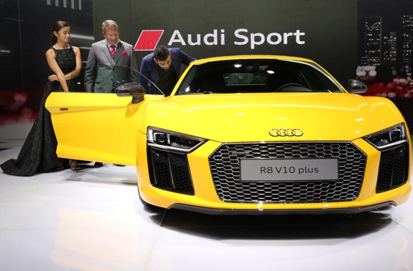 Auto Expo 2016, Auto Expo 2016 photos, auto expo 2016 images, auto expo images, virat kohli, kohli, virat kohli images, alia bhatt, alia bhatt images, alia bhatt photos, auto expo venue, auto expo bikes, auto expo cars, auto expo news
