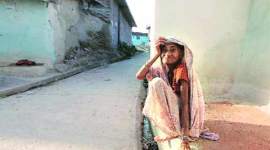 Congress, SP, Rahul Gandhi, Akhilesh Yadav, Rahul in bundelkhand, Akhilesh in bundelkhand, political blamegame, droughts, crop failures, unemployment, india news, sunday news