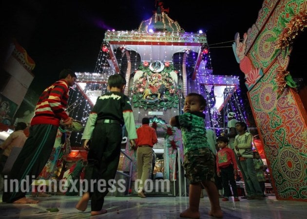 shivratri, mahashivratri, shiv parvati, shivratri in india, shivratri in mumbai, shivratri in allahabad, shivratri in delhi, shivratri in lucknow