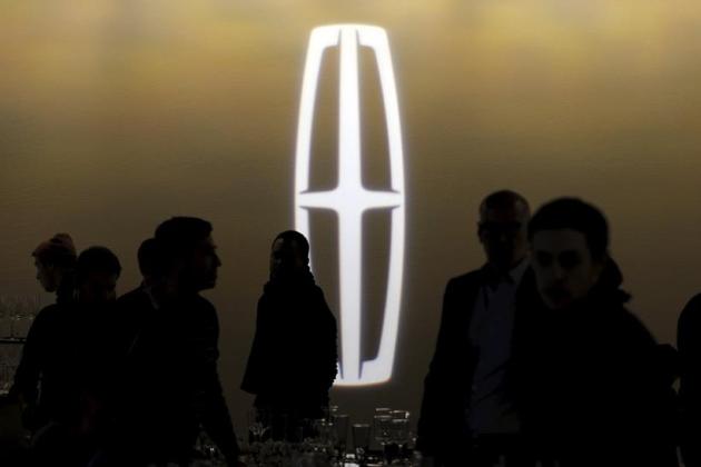 Brussels attack, Brussels suicide attack, Brussels Terror attack, Brussels Bomb attack, Brussels bombing, Brussels Terrorist attack, Holi, Holi festival, Happy Holi, Holi hai, Vrindavan holi, vrindavan Widows, Vrindavan Widows Holi, Holi pics, Holi celebration, Holi Wishes, Holi photos, Barack Obama, Barack obama Dance, Sheep Fighting, Top Frames, Indian Express