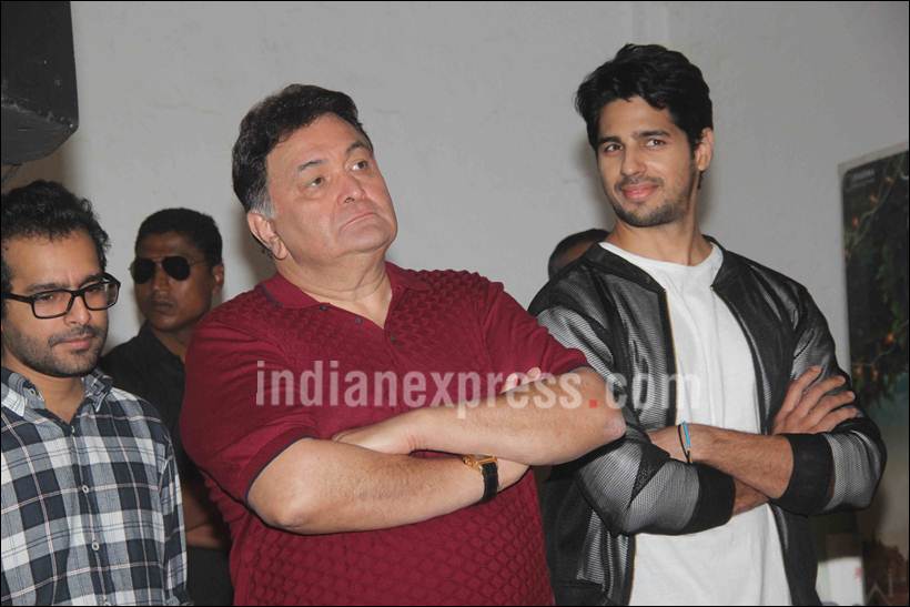 kapoor & sons, kapoor & sons press conference, alia bhatt, sidharth malhotra, fawad khan, karan johar, ratna pathak shah, rishi kapoor, shakun batra, rajat kapoor, entertainment