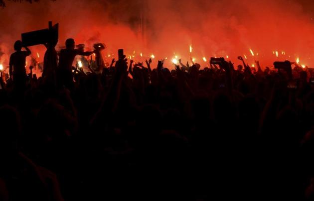 barack Obama, Hillary Clinton, Barack Obama sings, Barack Obama Pics, Barack Obama photos, Hillary Clinton Pics, hillary Clinton Photos, top frames , Indian Express, indian express pics