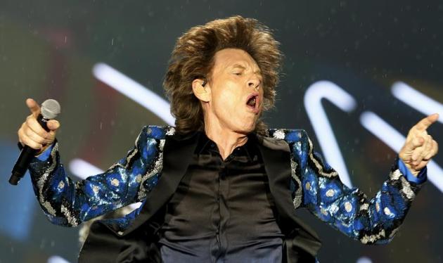 barack Obama, Hillary Clinton, Barack Obama sings, Barack Obama Pics, Barack Obama photos, Hillary Clinton Pics, hillary Clinton Photos, top frames , Indian Express, indian express pics