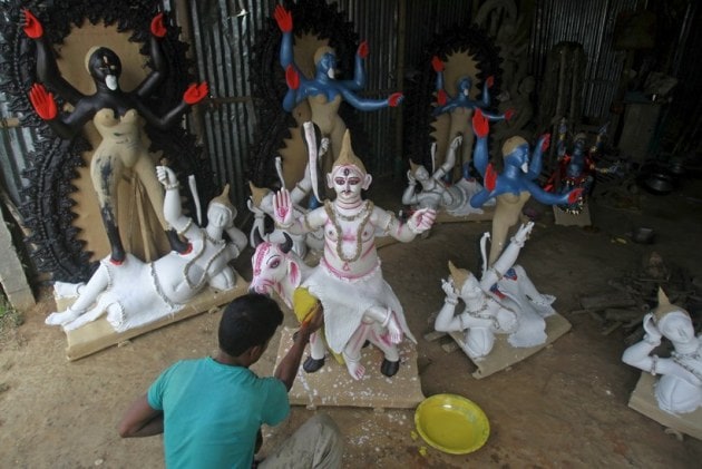 shivratri, mahashivratri, shiv parvati, shivratri in india, shivratri in mumbai, shivratri in allahabad, shivratri in delhi, shivratri in lucknow