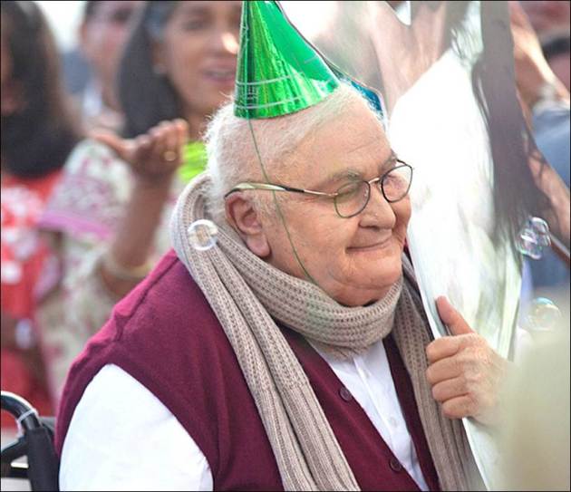 kapoor and sons, kapoor & sons, kapoor and sons review, kapoor & sons review, kapoor & sons review in pics, kapoor and sons review in pics, alia bhatt, sidharth malhotra, fawad khan, movie review, film review, kapoor and sons film review, kapoor & sons film review, entertainment