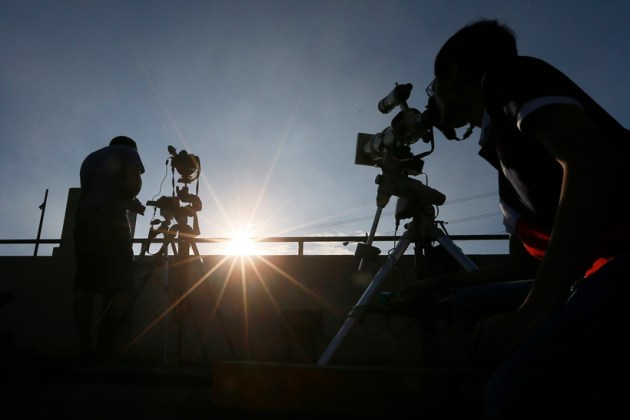 solar eclipse photos, total solar eclipse pictures, total solar eclipse solar eclipse pictures, indonesia solar eclipse, solar eclipse india, india solar eclipse, india solar eclipse pictures, insia solar eclipse pictures, indonesia solar eclipse pictures, indonesia solar eclipse photos, full solar eclipse pictures