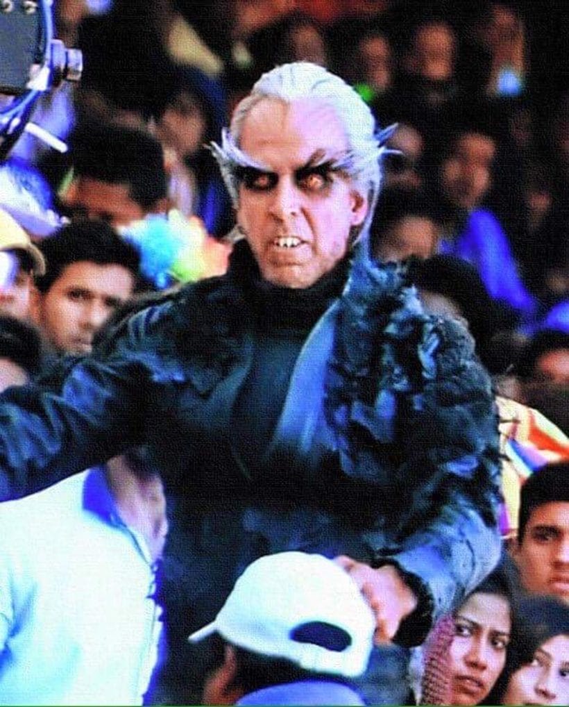 singing sonu nigam, Rishi Kapoor, Rishi Kapoor news, sonu nigam, Sonu Nigam video, akshay kumar, 2.0, rajinikanth, akshay kumar 2.0, akshay 2.0, akshay kumar enthiran, akshay kumar 2.0 first look, rajinikanth, kapoor & sons, shah rukh khan, raees, fan, Amitabh Bachchan, paa, Vikram, I, Riteish Deshmukh, Humshakals, Kamal Hassan, Chachi 420, Dashavatar, Indian, Hrithik Roshan, Dhoom 2, entertainment, unrecognisable actors