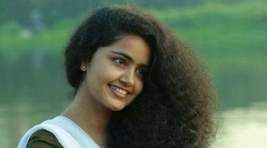 Anupama Parameswaran, Anupama Parameswaran Film, Anupama Parameswaran telugu film, Shatamanam Bhavati, Anupama Parameswaran in Shatamanam Bhavati, Entertainment news