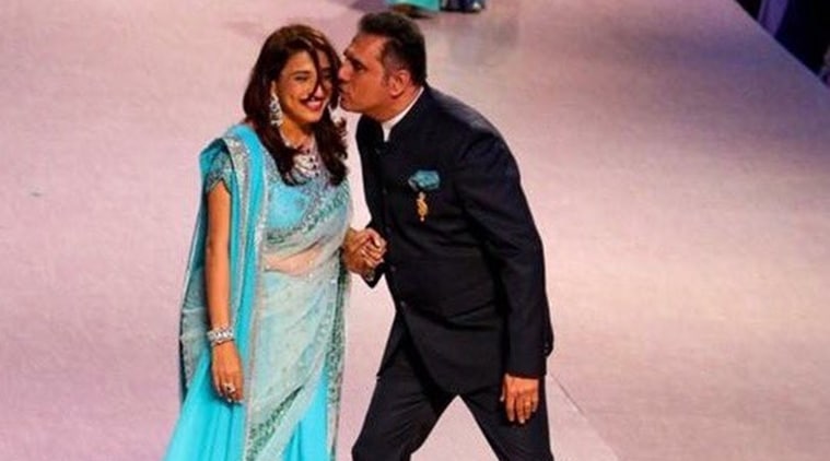 Boman Irani Walks Ramp With Wife For Cancer Patients | Bollywood News ...