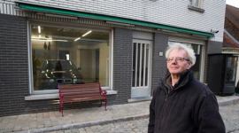 BMW, trending, bypassing laws, city permit, garage, creativity, automatic door, Belgian, Belgium, laws, breaking rules, breaking law