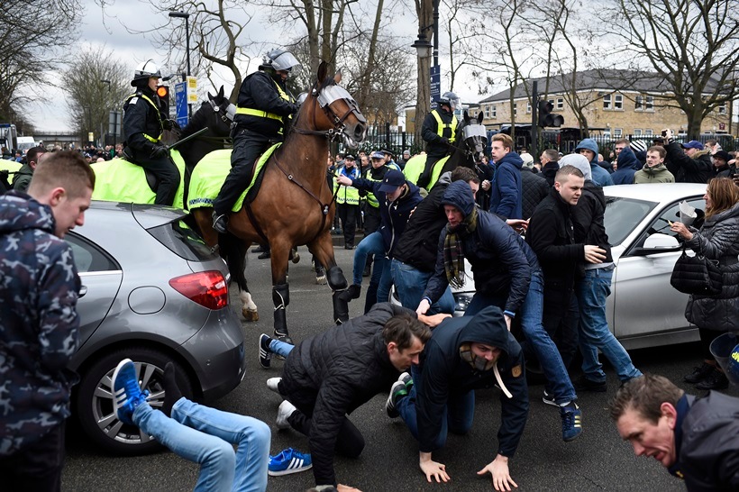 Tottenham Hotspur, Spurs, Arsenal, Spurs v Arsenal, Spurs vs Arsenal, Arsenal v Spurs, Arsenal Spurs, Spurs Arsenal, Arsenal vs Spurs, Arsenal Spurs rivalry, Arsenal Spurs fans, North London derby, London derby, Football fans, Football violence, Football derbies, Football violent fans, sports violence, violence in football, violence in sport, football news, football