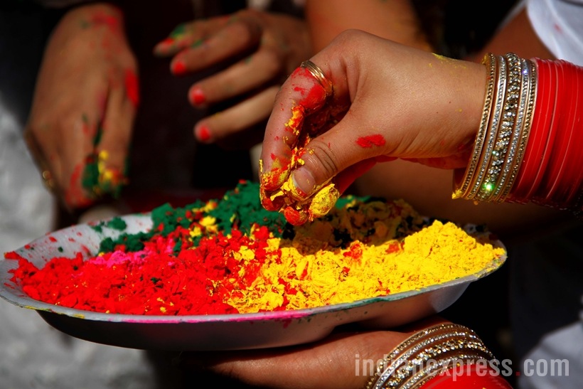 Happy Holi 2016: How India Is Celebrating The Festival Of Colours ...