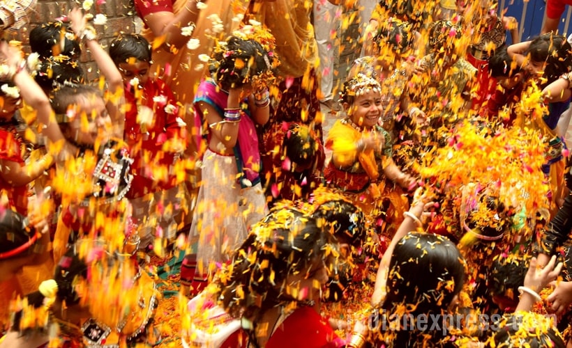 happy holi, holi 2016, holi images, holi photos, holi pictures, holi 2016, happy holi images, happy holi photos, holi festival, holi pics, holi wallpaper, india photos