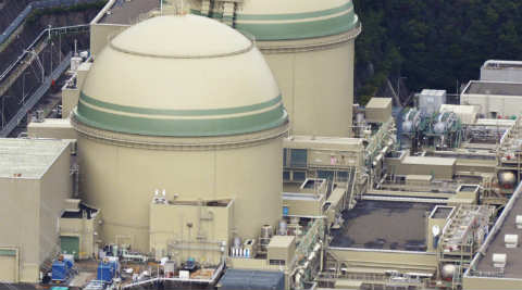 Court orders Japanese reactor to shut down, keep 2nd reactor offline