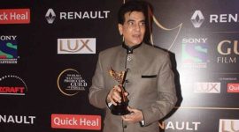 Jeetendra, Jeetendra biography, biopics, autobiographies, Jeetendra film, Jeetendra news, Jeetendra movies, entertainment news