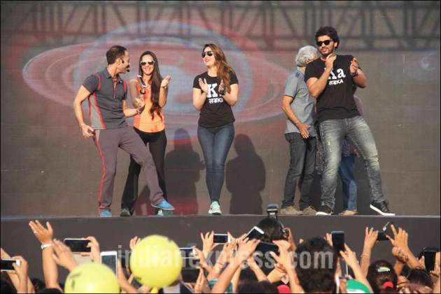 Kareena Kapoor, Arjun Kapoor, Ki & Ka, Ki & Ka cast, Ki & Ka promotion, Kareena Ki & Ka, kareena dress, kareena photos, Kareena Kapoor Khan, Arjun Kapoor film, Kareena Kapoor film, entertainment photos
