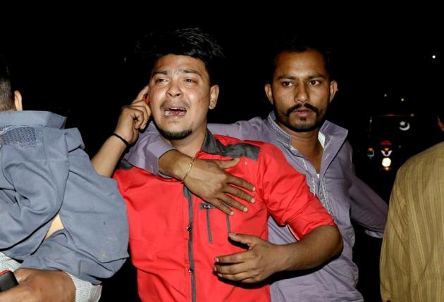 lahore, lahore blast, pakistan, pakistan blast, lahore suicide blast, Gulshan-e-Iqbal Park, Gulshan-e-Iqbal Park blast, lahore blast death toll, pakistan blast photos, lahore blast photos, pakistan news, world news