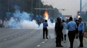 pakistan, Mumtaz Qadri, pakistan clashes, Mumtaz Qadri execution, pakistan march, pakistan protest march, police action on protest march, pakistan execution, pak anti execution protest, pakistan news, world news, latest news