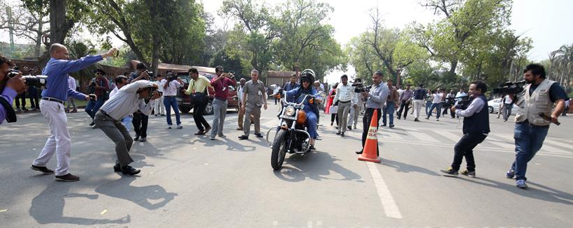 Ranjeet Ranjan, Ranjeet Ranjan Rides Harley, Ranjeet Ranjan Rides bike, Ranjeet Ranjan Womens day, Ranjeet Ranjan Parliament, Pappu Yadav wife, Lok Sabha Mp Ranjeet Ranjan, Ranjeet Ranjan Pics, Ranjeet Ranjan Photos