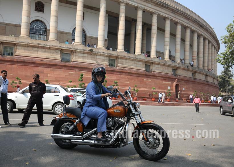 Ranjeet Ranjan, Ranjeet Ranjan Rides Harley, Ranjeet Ranjan Rides bike, Ranjeet Ranjan Womens day, Ranjeet Ranjan Parliament, Pappu Yadav wife, Lok Sabha Mp Ranjeet Ranjan, Ranjeet Ranjan Pics, Ranjeet Ranjan Photos