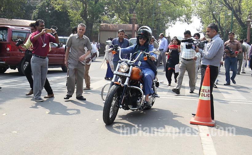 Ranjeet Ranjan, Ranjeet Ranjan Rides Harley, Ranjeet Ranjan Rides bike, Ranjeet Ranjan Womens day, Ranjeet Ranjan Parliament, Pappu Yadav wife, Lok Sabha Mp Ranjeet Ranjan, Ranjeet Ranjan Pics, Ranjeet Ranjan Photos