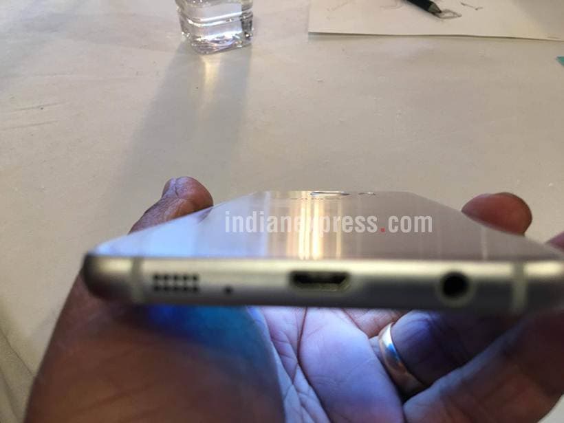 Samsung, Samsung Galaxy, Samsung Galaxy S7, Galaxy S7 edge, Samsung Galaxy S7 price, Samsung Galaxy S7 specs, smartphones, Android, TouchWiz UI, tech news, technology
