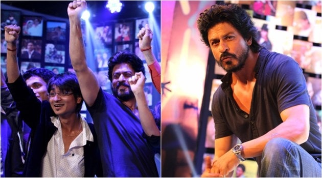 shah rukh khan, shah rukh khan fan, shah rukh khan pics, srk pics, srk fan trailer launch, shah rukh khan fan tariler launch, fan trailer launcg pics, shah rukh khan with fans, srk with fans pics, srk fans pics, shah rukh khan photos, entertainment