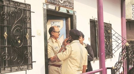 Police and experts at the spot were Hasnain W earekar murdered 7 kids, 6 sisters including wife & one man from his family & committed suicide in jurisdiction of Kasarvadavli police station at Thane at 3 am on Sunday.  Expresphoto by Deepak Joshi, 280216