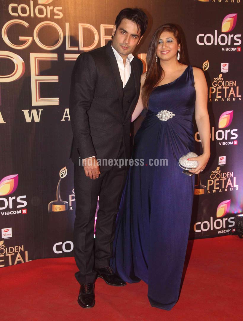 Vahbiz Dorabjee, Vivian D'Sena