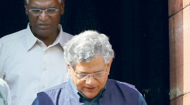 sitaram yechury, sitaram yechuri cpi(m), sitaram yechury detained, yechury detained in srinagar, jammu and kashmir, d raja, cpi, left leaders detained at srinagar airport, jammu kashmir situation, article 370 scrapped, pm modi, narendra modi, bjp, congress, ghulam nabi azad, indian express news