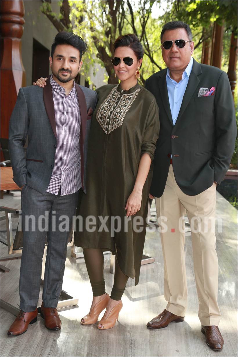 neha dhupia, randeep hooda, boman irani, vir das, laal rang, santa banta pvt ltd, neha dhupia pics, randeep hooda pics, boman irani pics, vir das pics, entertainment