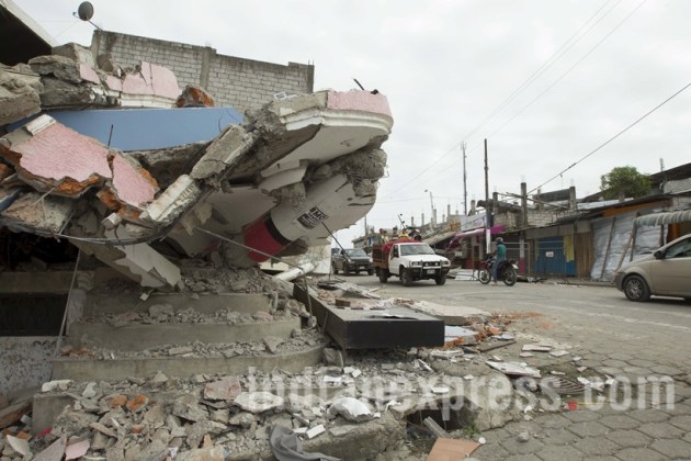 Ecuador earthquake,Rafael Correa, Ecuador earthquake death count, ecuador earthquake death toll, Ecuador earthquake pictures, Ecuador earthquake images,
