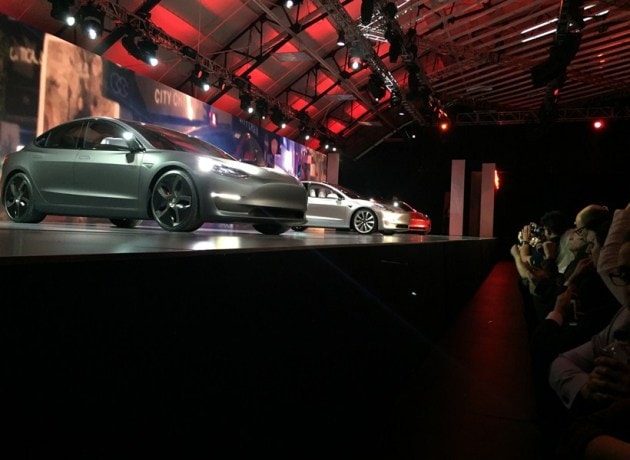 Tesla, Tesla Model 3, Tesla Model 3 electric car, Tesla Model 3 $35000 electric vehicle, electric cars, Tesla Model S, automobiles, tech news, auto news, technology