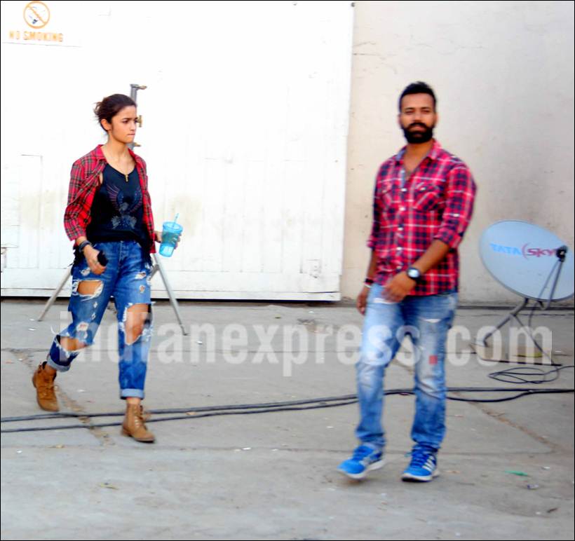 Alia bhatt, Esha Gupta, Farhan Akhtar, entertainment photos