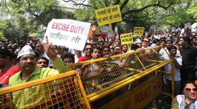 Jewellers Strike, Excise duty strike, Jewellery Excise duty strike, Jewellers protest, excise duty protest, jewellery excise duty protest, Rahul Gandhi, Narendra Modi, Delhi news, India news